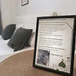 Nextdoor Host Vintage For 2 With Bathtub Huoneisto Helsinki