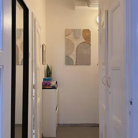 Nextdoor Host Vintage For 2 With Bathtub Helsinki