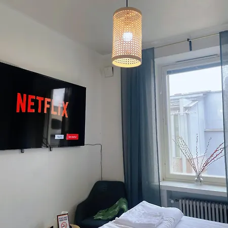 Vintage Studio - Bathtub - 52-Inch Tv Helsinki